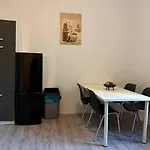 Apartment Dim Monteurzimmer Duisburg