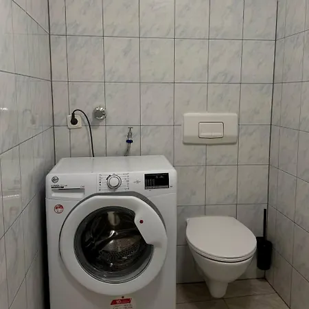 Dim Monteurzimmer & Apartments Апартаменты Дуйсбург