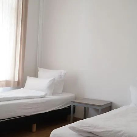 Dim Monteurzimmer & Apartments Дуйсбург