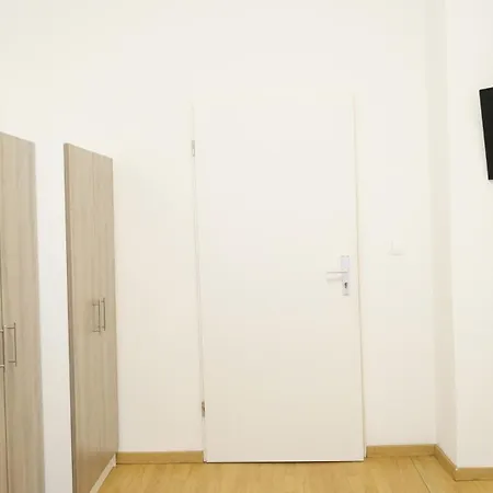 公寓 Dim Monteurzimmer 杜伊斯堡