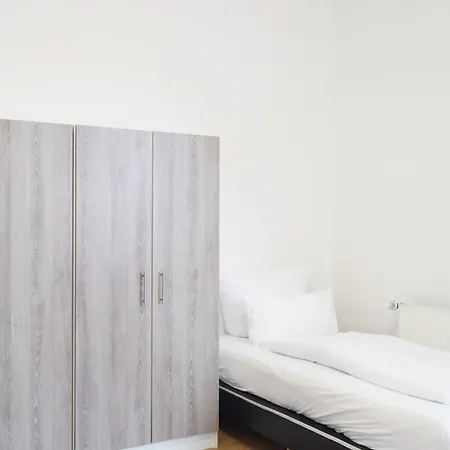 Dim Monteurzimmer Lägenhet