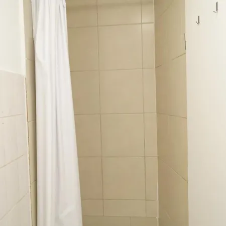 Dim Monteurzimmer & Apartments Дуйсбург